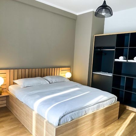 Grand Apartments Prishtina Pristina Buitenkant foto