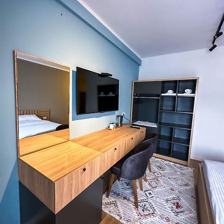 Grand Apartments Prishtina Pristina Buitenkant foto